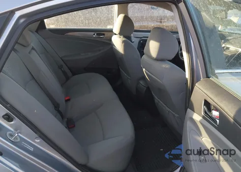 2014 Hyundai Sonata Hybrid from USA, damaged, VIN KMHEC4A40EA117192